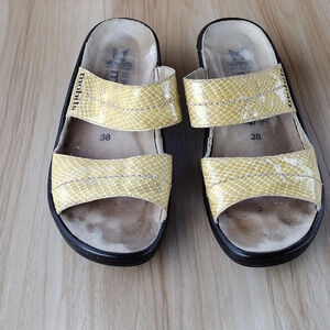 Mephisto Mobils Ularia Gold Snakeskin Print Wedge SlidesSize 38 US 8